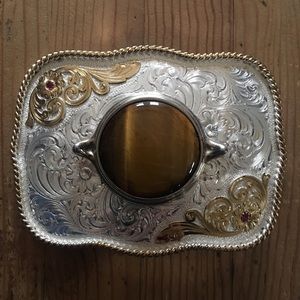 Breath-taking, vintage Tigers Eye Belt Buckle.✨
